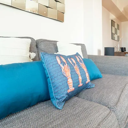 2-Bedroom Apartment - Fistral Beach Newquay  Room photo