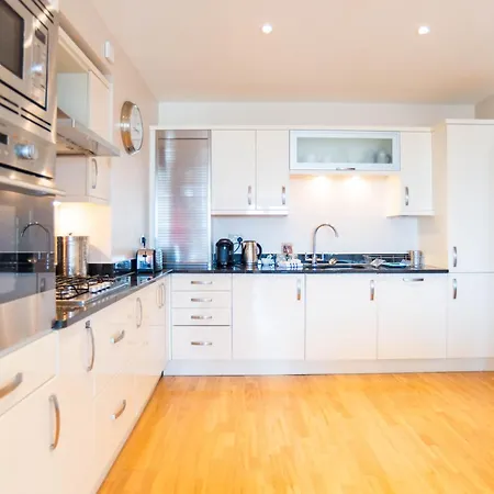 2-Bedroom Apartment - Fistral Beach Newquay  Room photo
