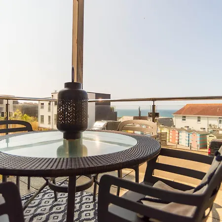 2-Bedroom Apartment - Fistral Beach Newquay  Room photo